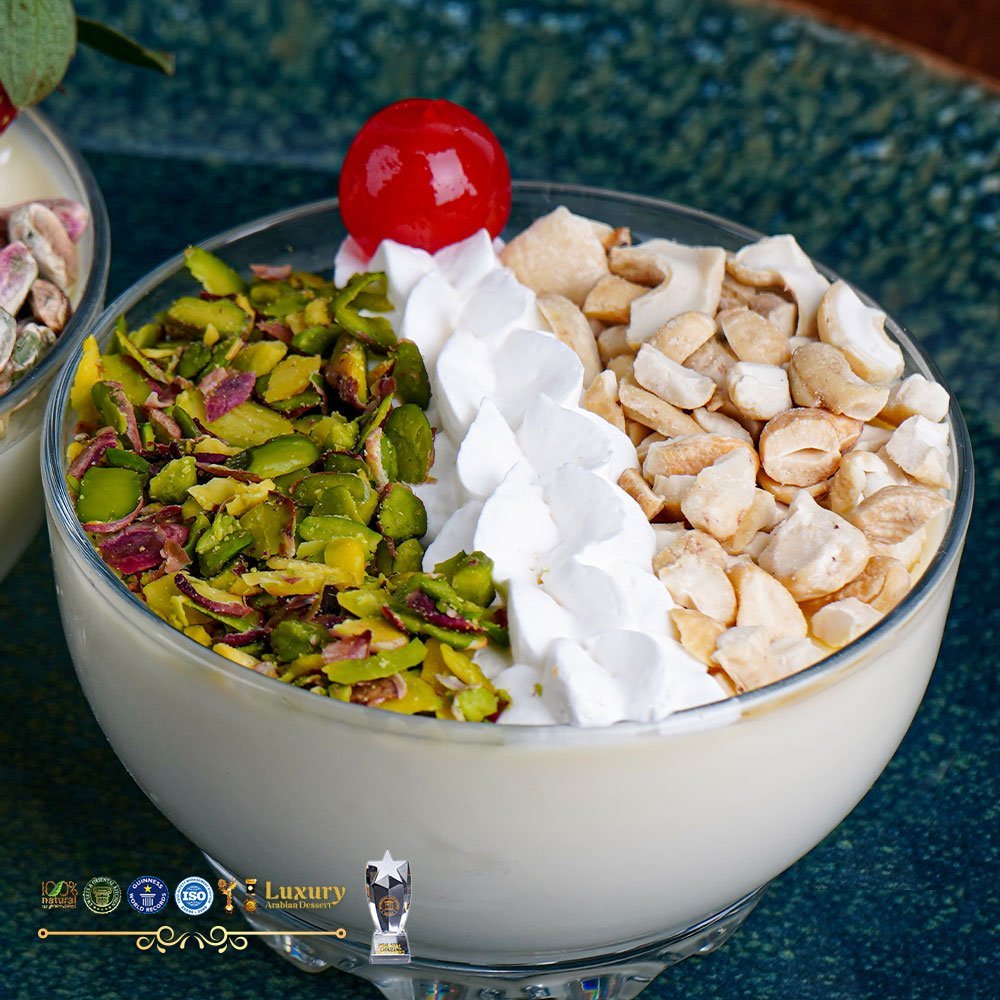 محلاية كبيرة زجاج